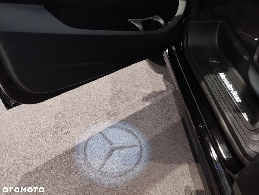 Mercedes-Benz Klasa V 300 d 4-Matic 9G-Tronic Exclusive (ekstra d³) - 35