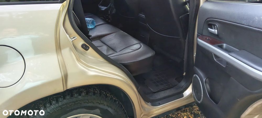 Suzuki Grand Vitara - 9