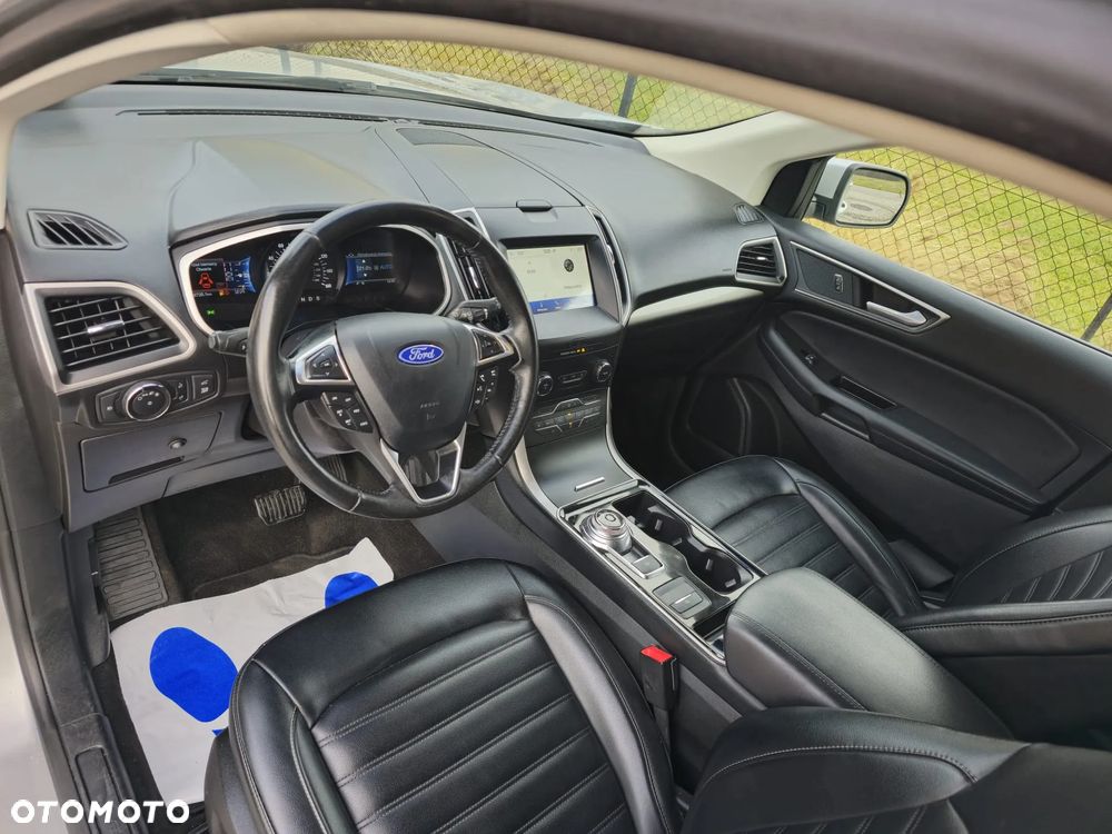 Ford Edge - 5