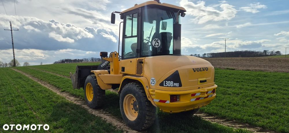 Volvo L30B L 30 B H G - 2012 rok, 1 właściciel - 4