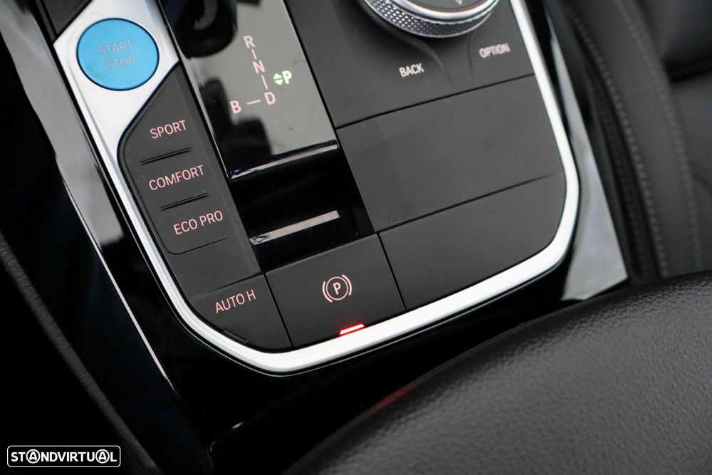 BMW iX3 M Sport Inspiring - 43