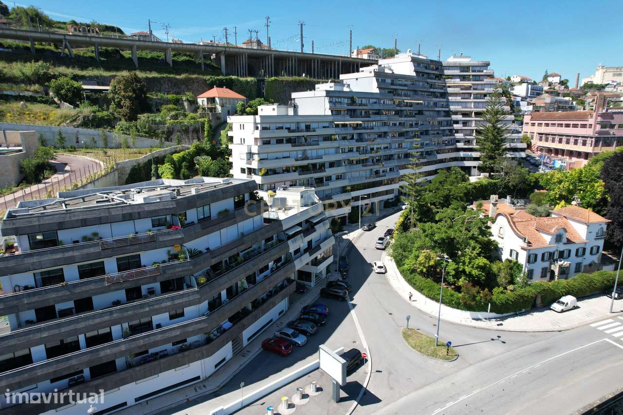 Duplex T5 com Vista Panorâmica sobre o Douro | 328m² - Varandas do Dou - Grande imagem: 3/54