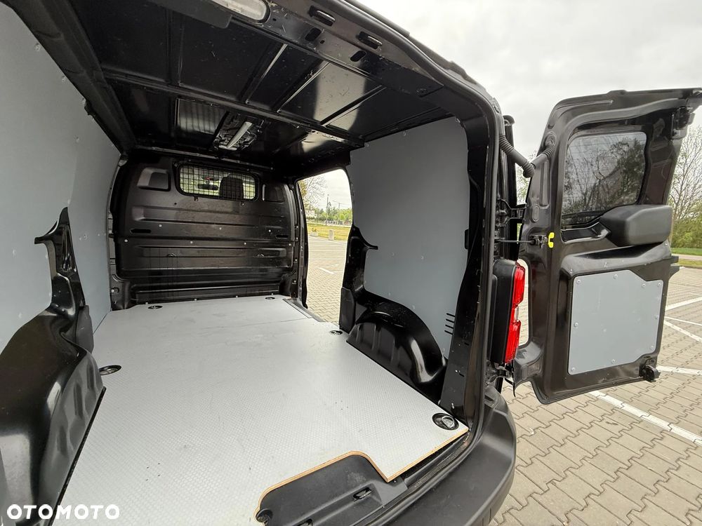 Peugeot EXPERT - 16