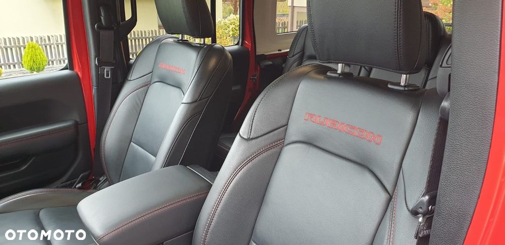Jeep Wrangler - 24