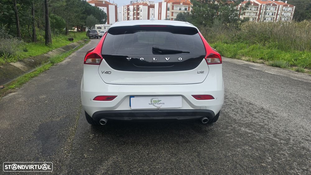 Volvo V40 2.0 D2 Kinetic Geartronic - 30