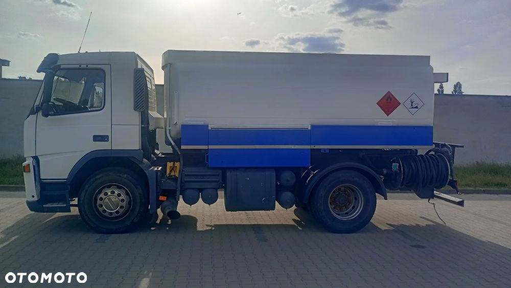 Volvo FH12 - 3