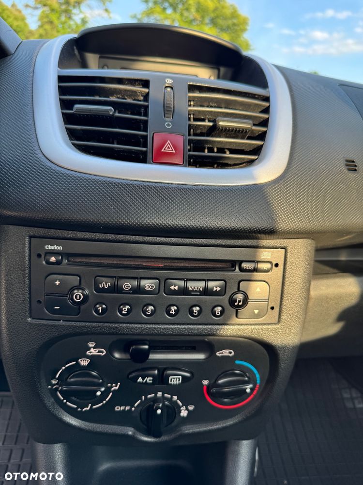 Peugeot 206 1.4 Trendy - 9
