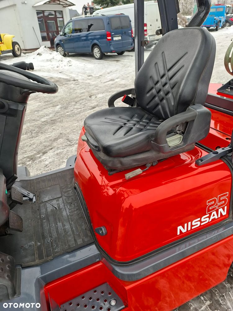 Nissan UD02A25PQ - 5