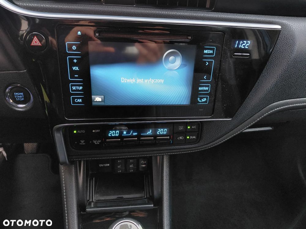 Toyota Auris 1.6 D-4D Executive - 20