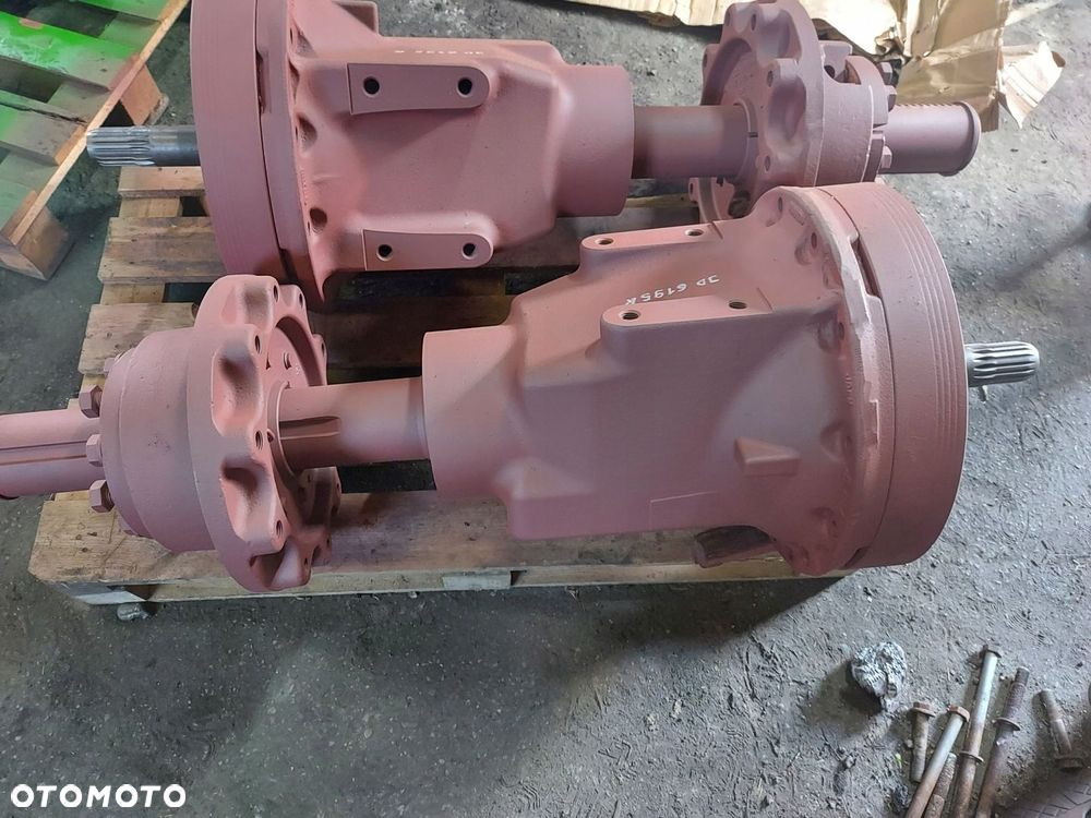 ZWOLNICA TYŁ NA CZĘŚCI LEWA PRAWA R554953 R323474 JOHN DEERE 6195R 2017r. - 4