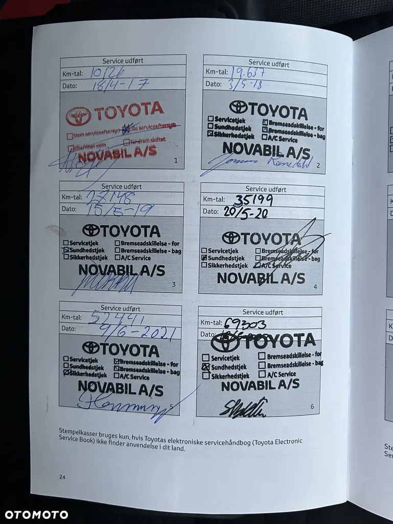 Toyota Auris - 30