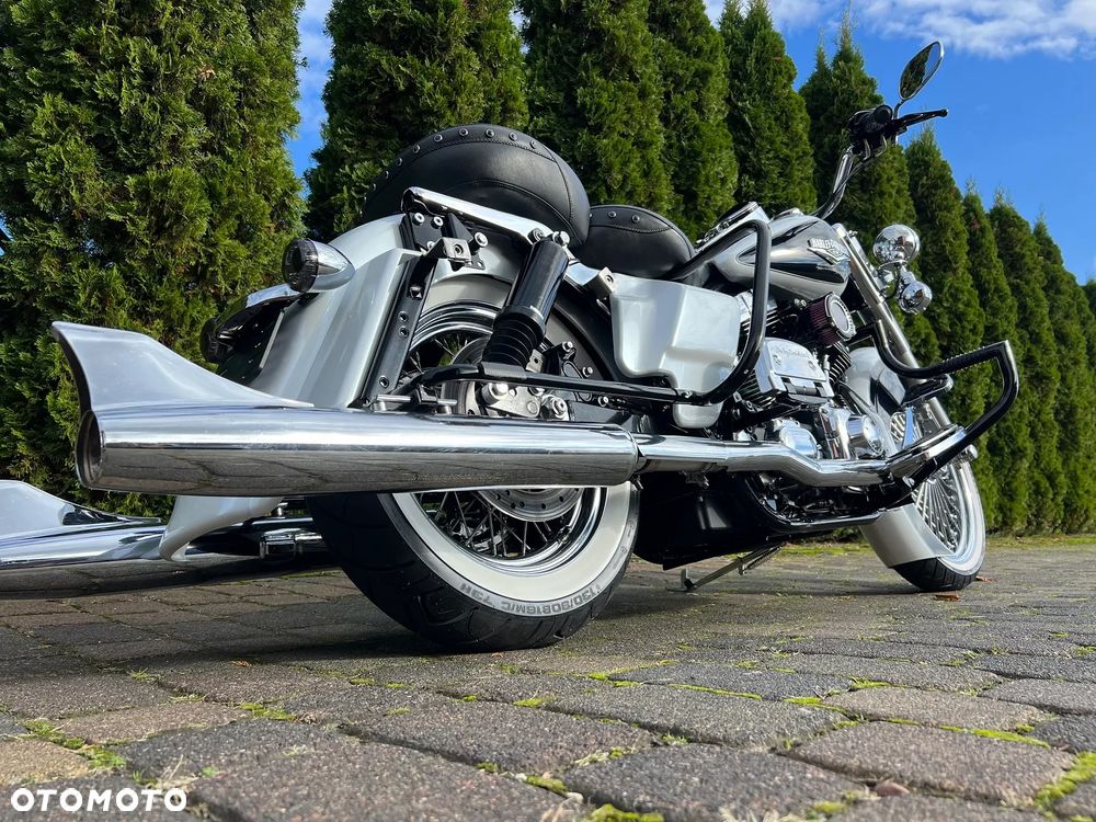 Harley-Davidson Touring Road King - 23