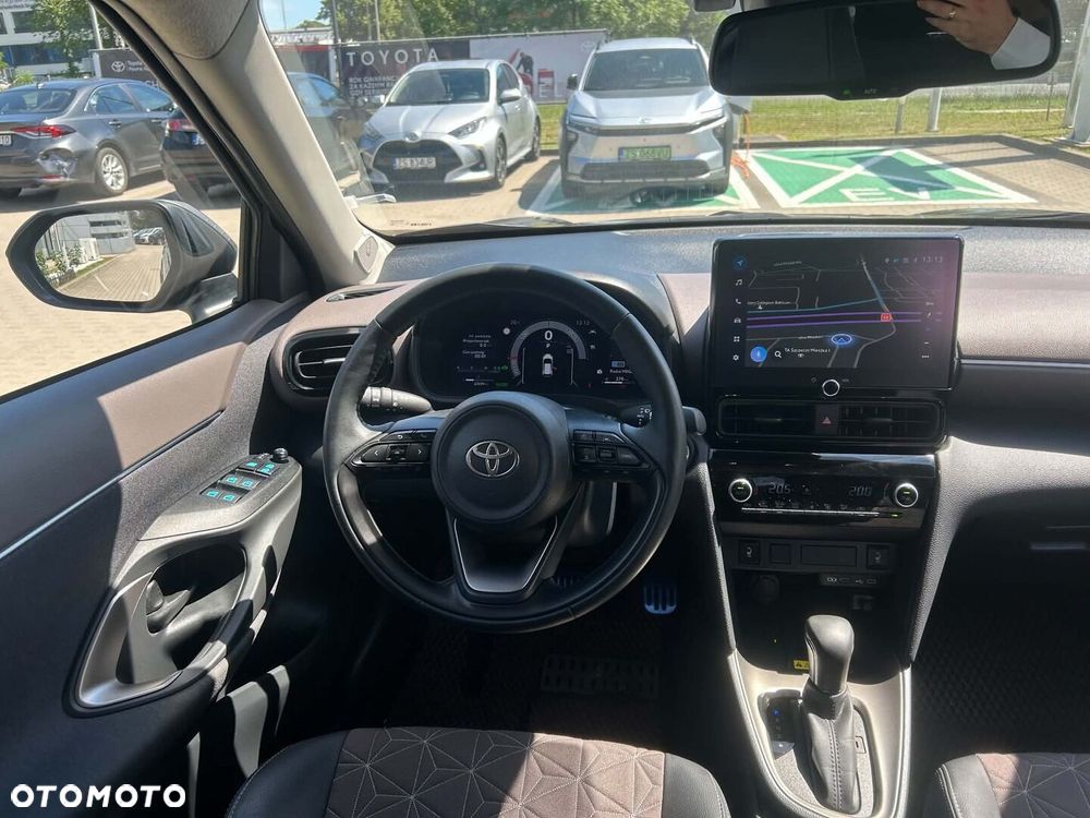 Toyota Yaris Cross Hybrid 1.5 Executive - 8