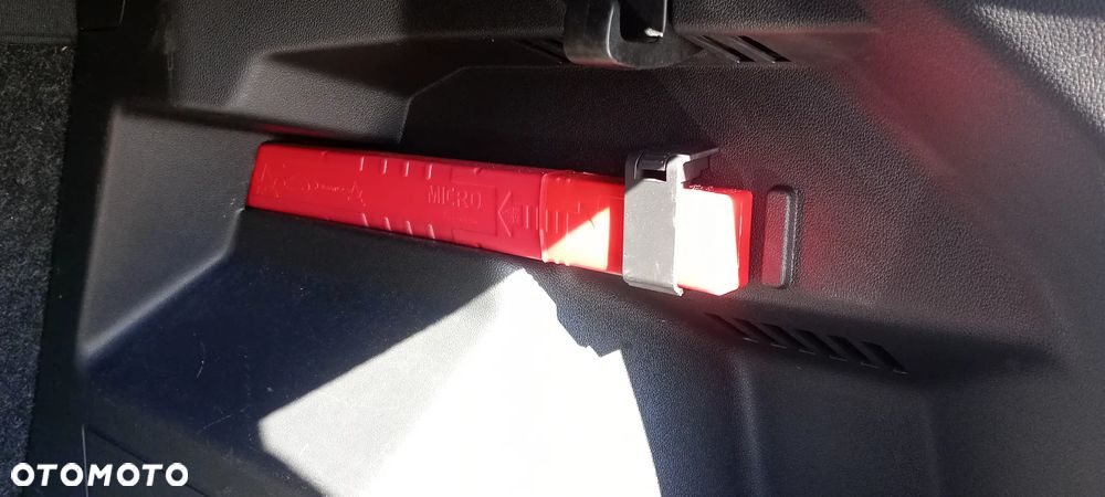 Skoda Fabia 1.0 TSI Ambition - 10