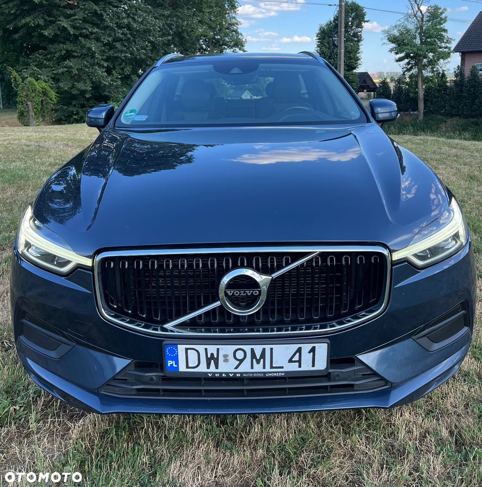 Volvo XC 60 B4 D AWD Momentum - 8