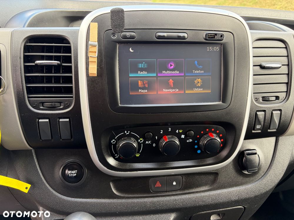 Renault Trafic - 12