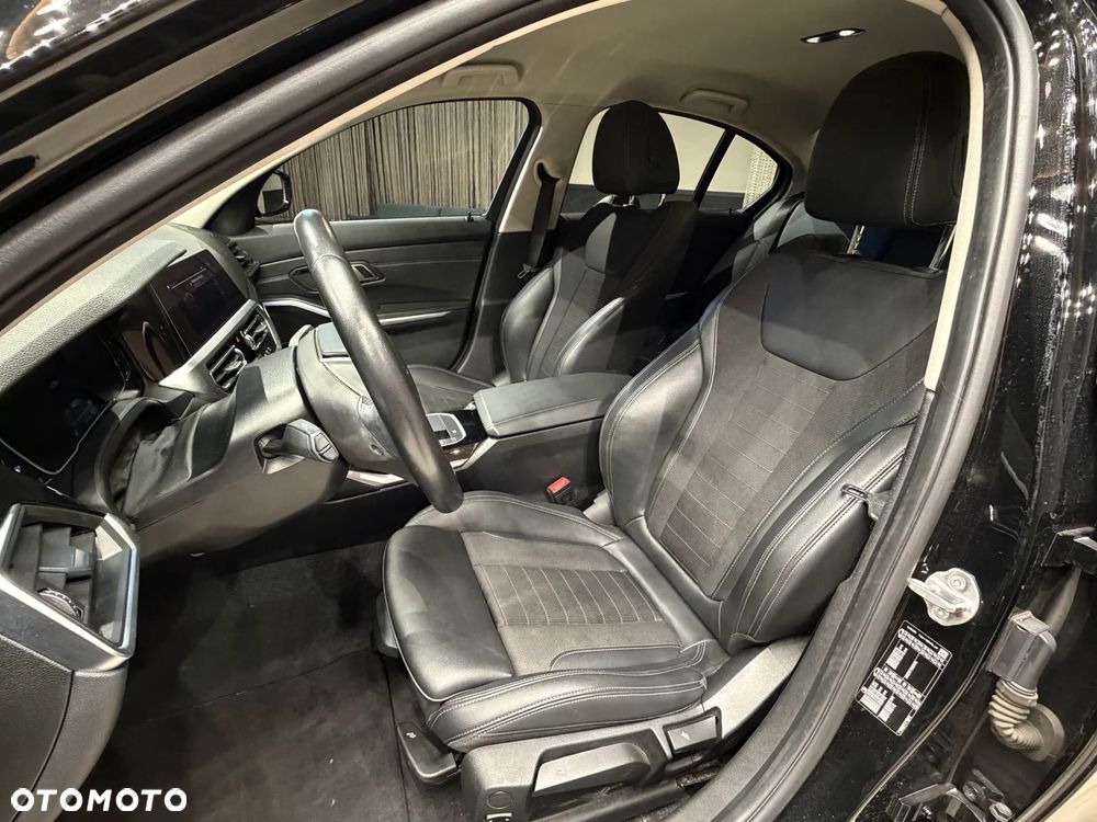 BMW Seria 3 318i - 11