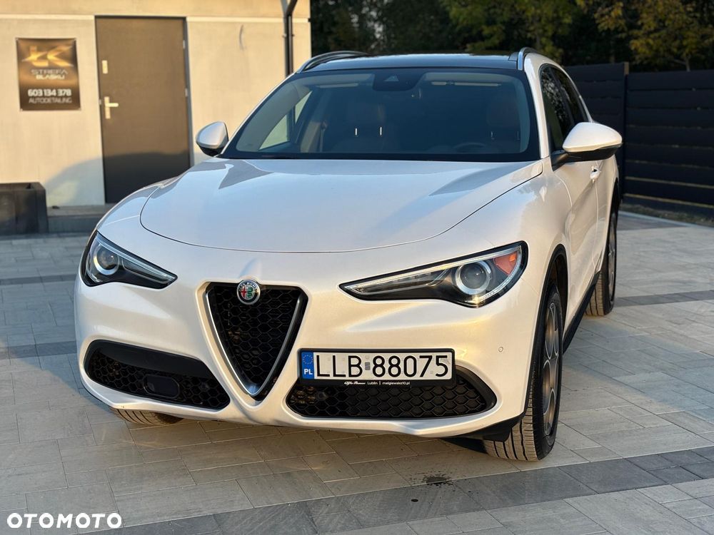 Alfa Romeo Stelvio - 10