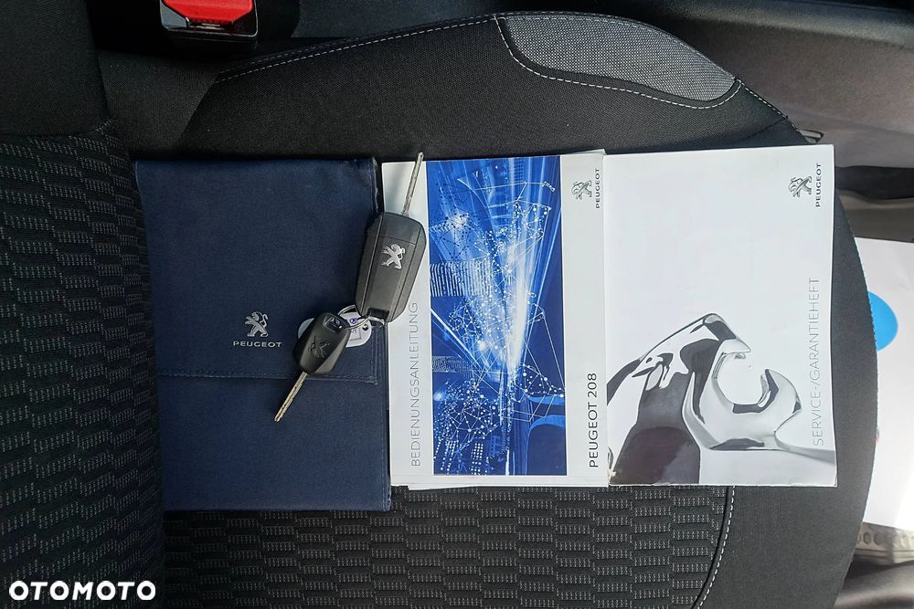 Peugeot 208 82 PureTech Style - 33
