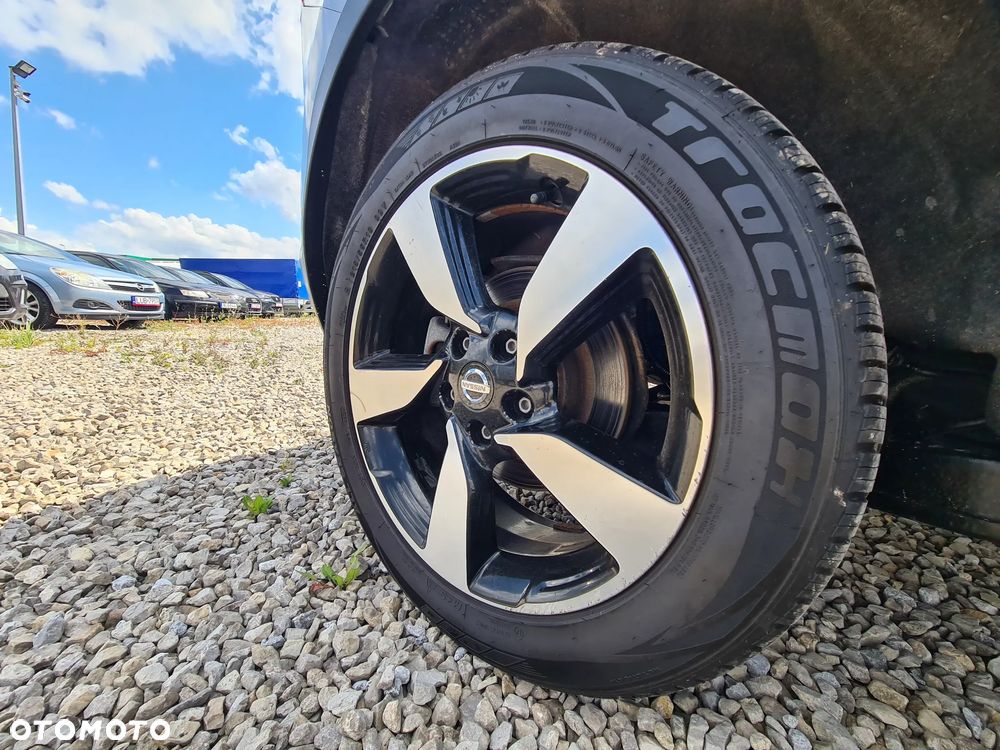 Nissan Qashqai 1.2 DIG-T Xtronic N-Connecta - 38