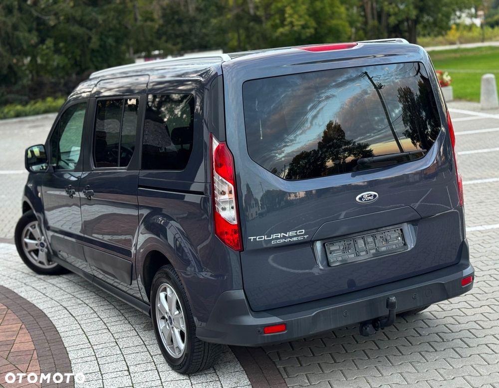 Ford Tourneo Connect Grand - 21