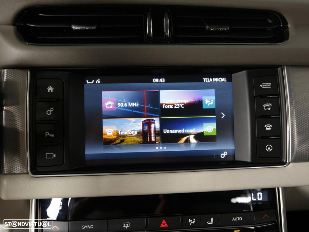 Jaguar XF - 30
