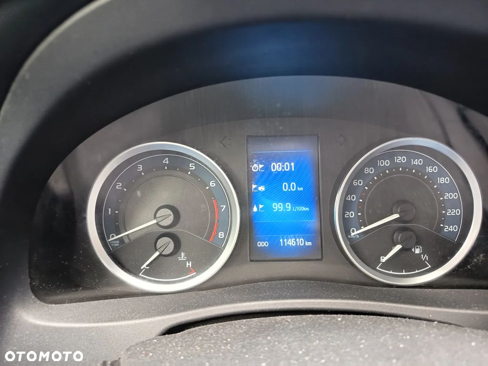 Toyota Corolla 1.6 Comfort - 9