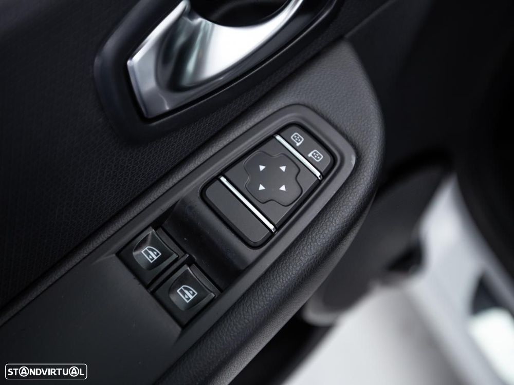 Renault Clio Sport Tourer 1.5 dCi Limited EDition - 13