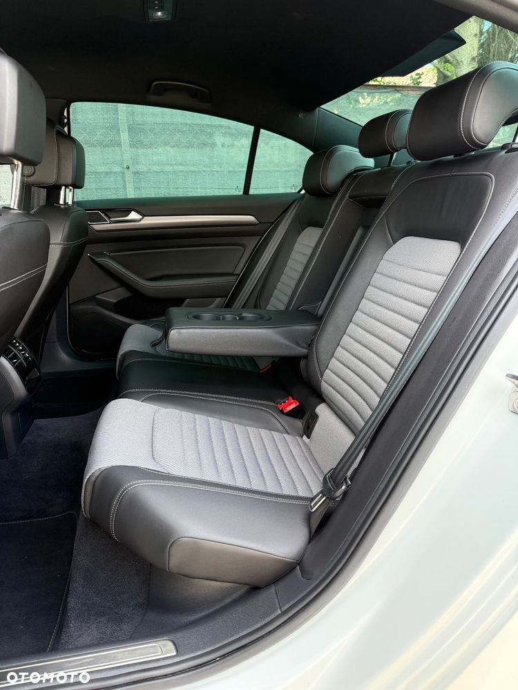Volkswagen Passat 2.0 TDI BMT Highline - 11