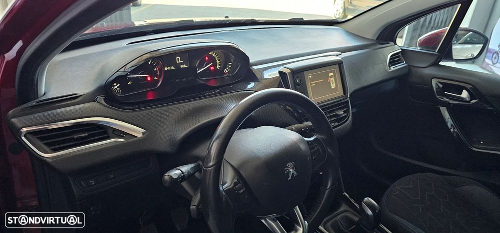 Peugeot 2008 1.5 BlueHDi Signature - 12