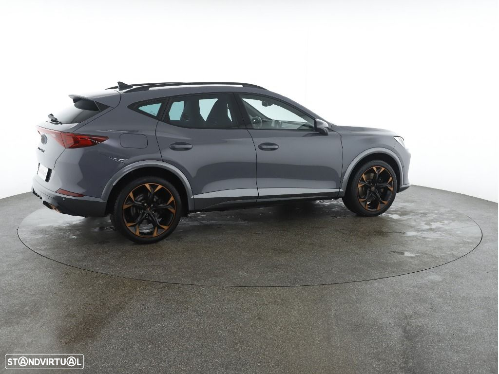 Cupra Formentor 1.4 e-Hybrid DSG VZ - 10