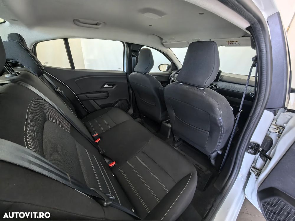 Dacia Logan TCe 90 MT6 Expression - 29