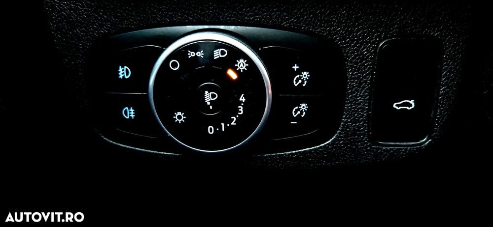 Ford Focus 1.5 TDCi Trend - 7