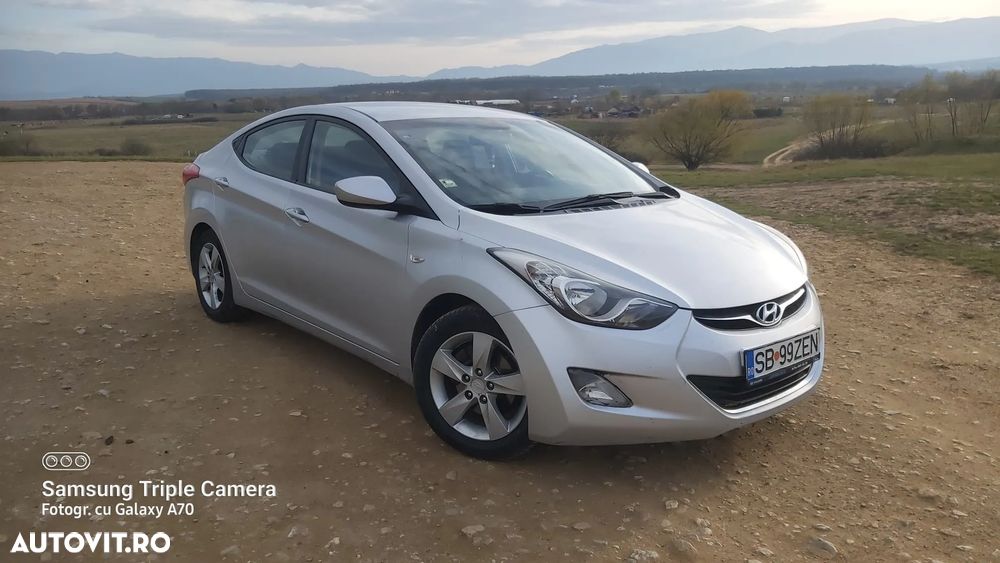 Hyundai Elantra 1.6 MPi Highway Heat+ - 1