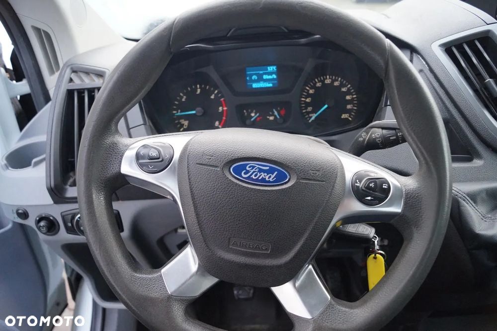 Ford TRANSIT - 23