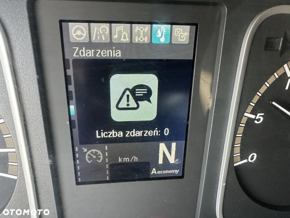 Mercedes-Benz Atego 1218 - 25
