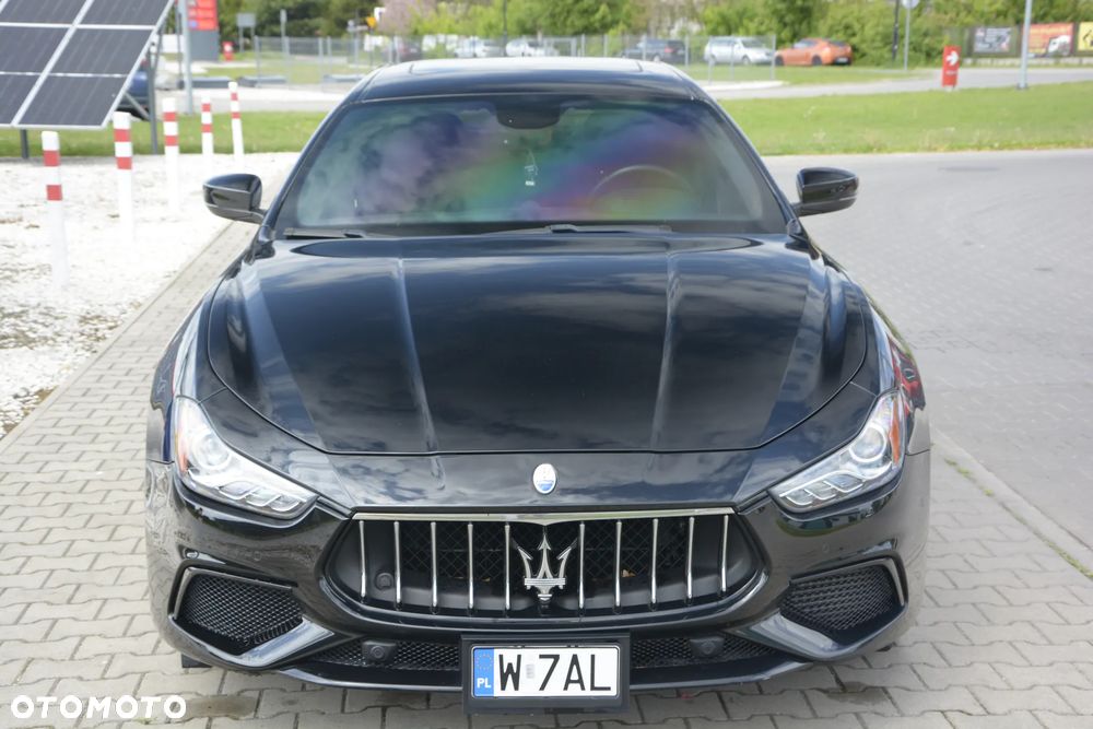 Maserati Ghibli - 2