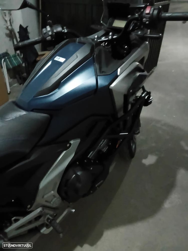 Honda NC750X JH2RH09B5PK110875 - 5