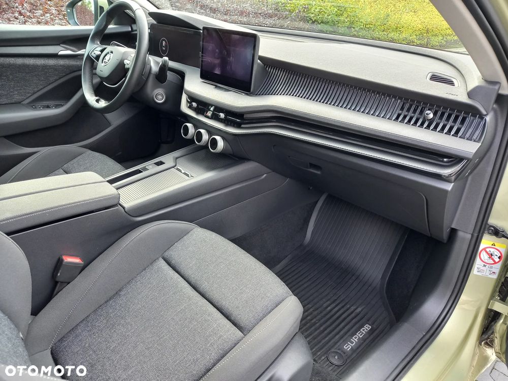 Skoda Superb 1.5 TSI Style DSG - 10