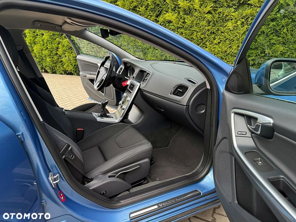 Volvo V60 D4 Drive-E Summum - 17