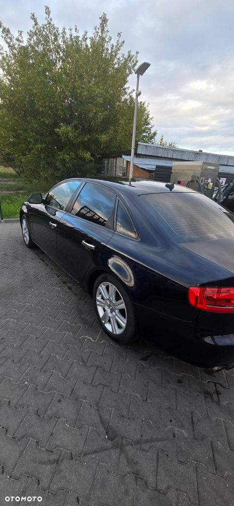 Audi A4 Limousine 2.0 TFSI quattro S tronic Ambiente - 4