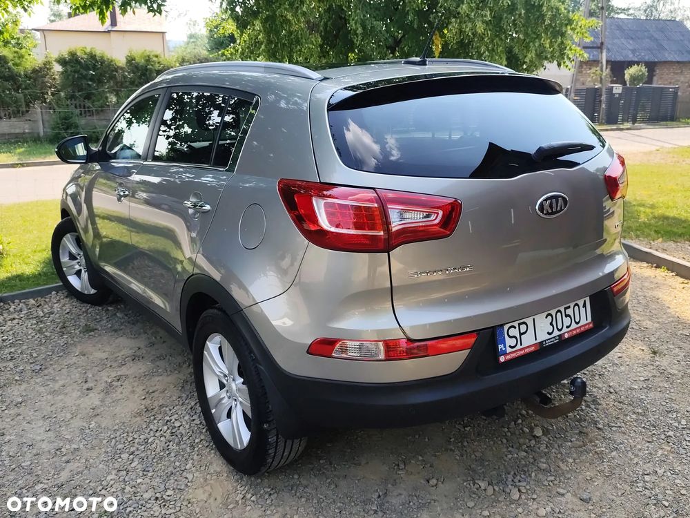 Kia Sportage 2.0 CRDI 4WD Automatik Fifa World Cup Edition - 29
