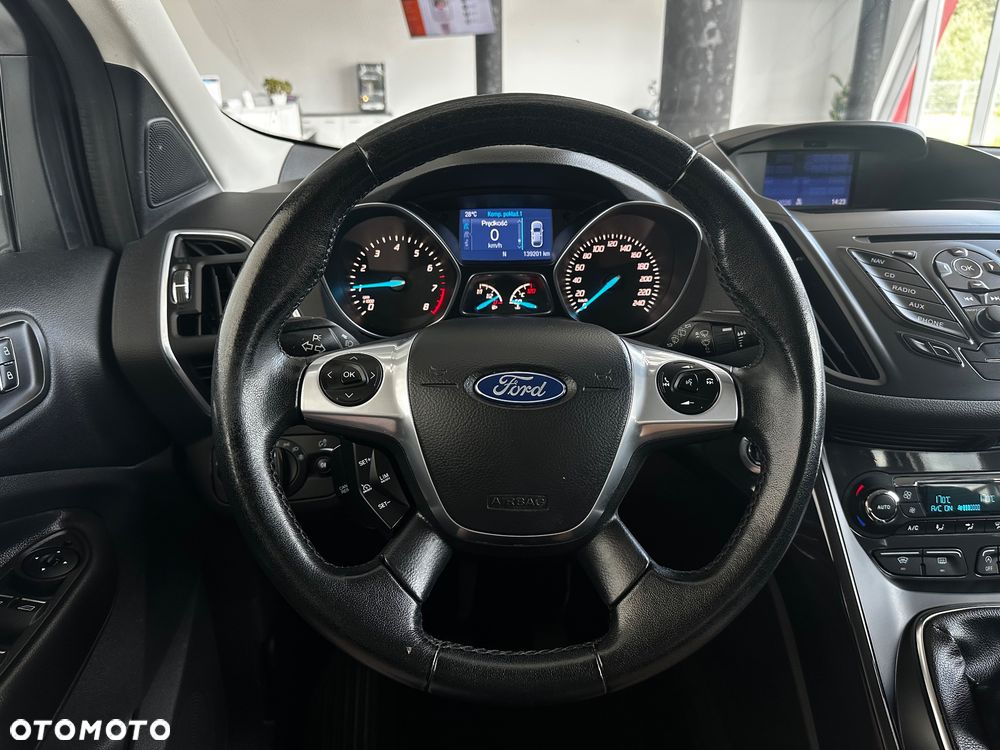 Ford Kuga - 20