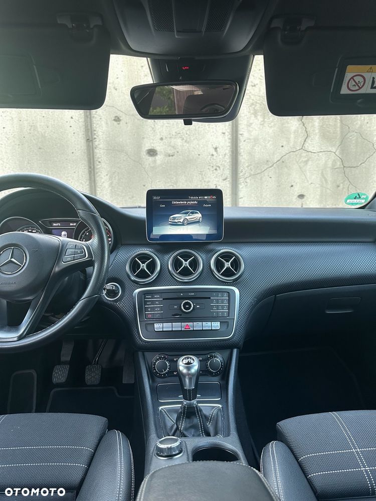 Mercedes-Benz Klasa A 180 Peak Edition - 29