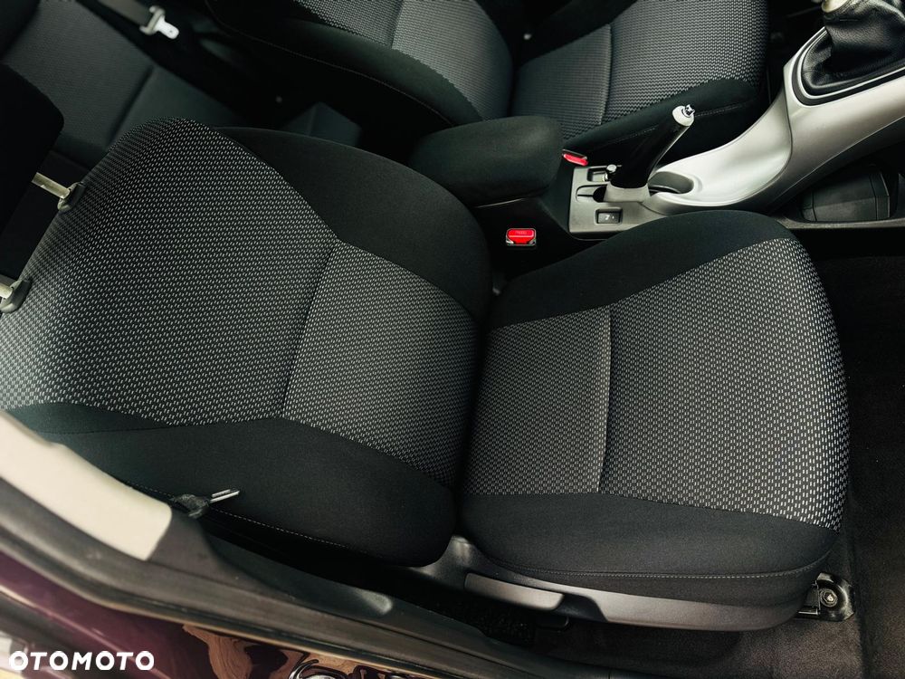 Toyota Auris - 22