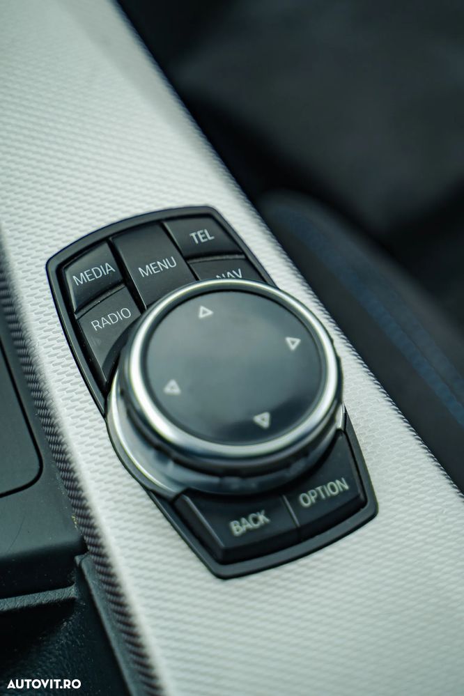 BMW Seria 3 325d Sport-Aut. M Sport - 39