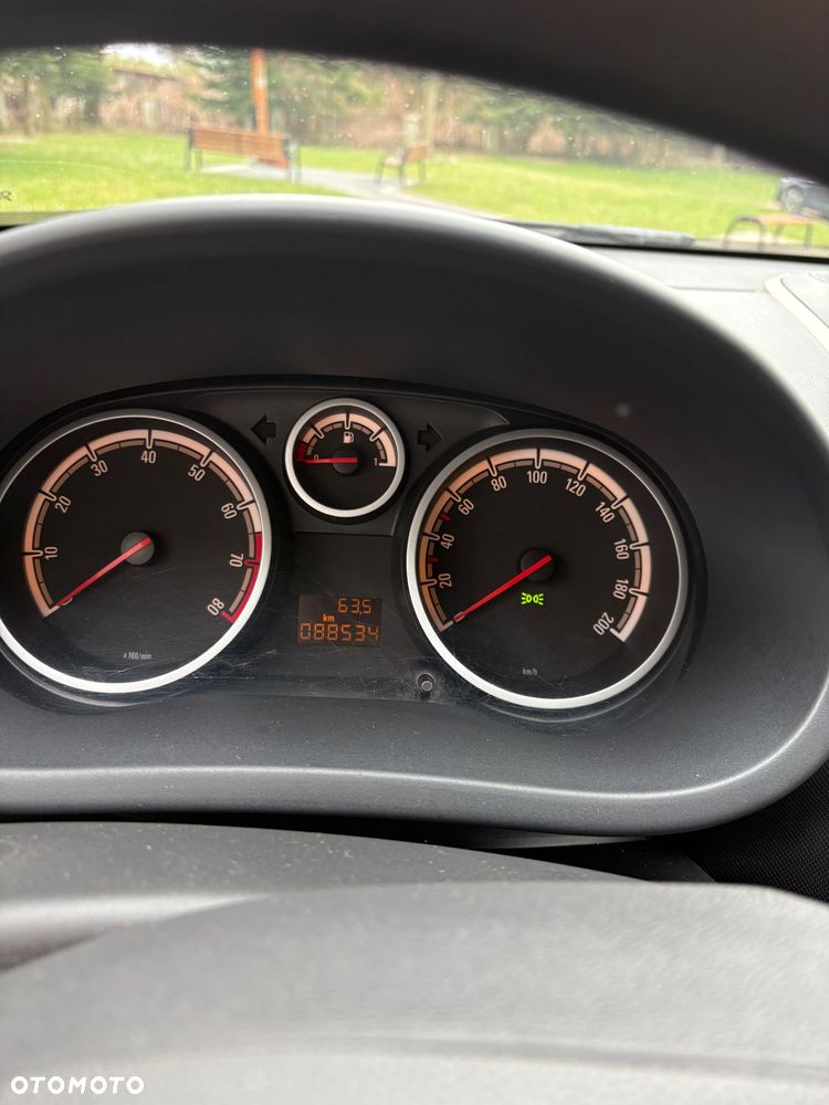 Opel Corsa 1.2 16V Enjoy - 13