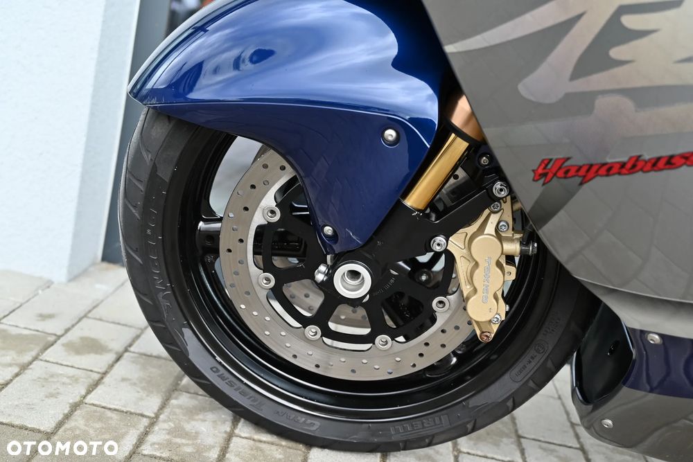 Suzuki GSX-R - 38