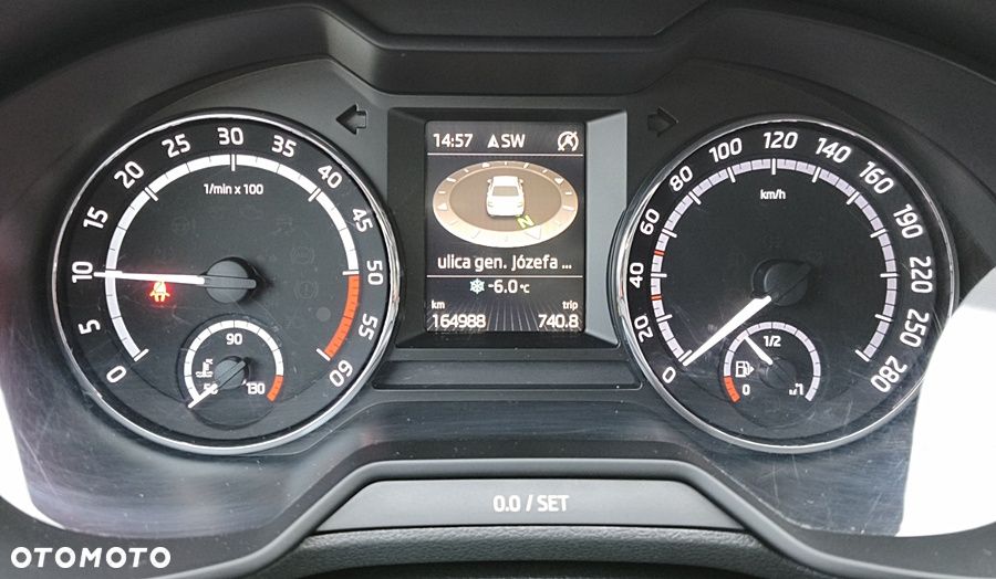 Skoda Octavia 2.0 TDI RS - 31