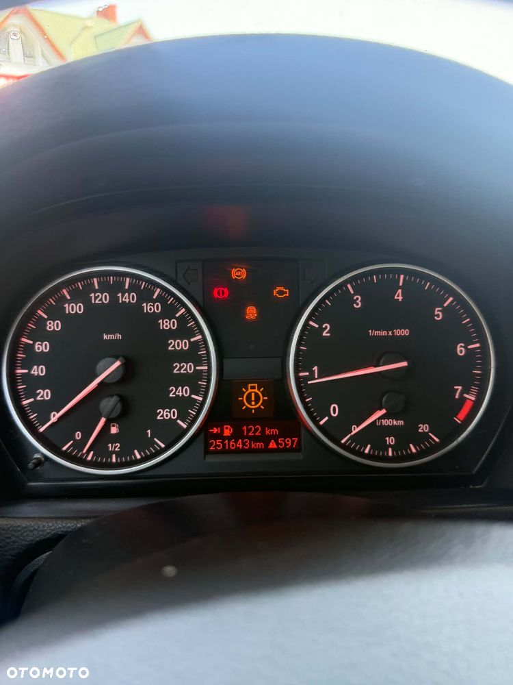 BMW Seria 3 320i - 8